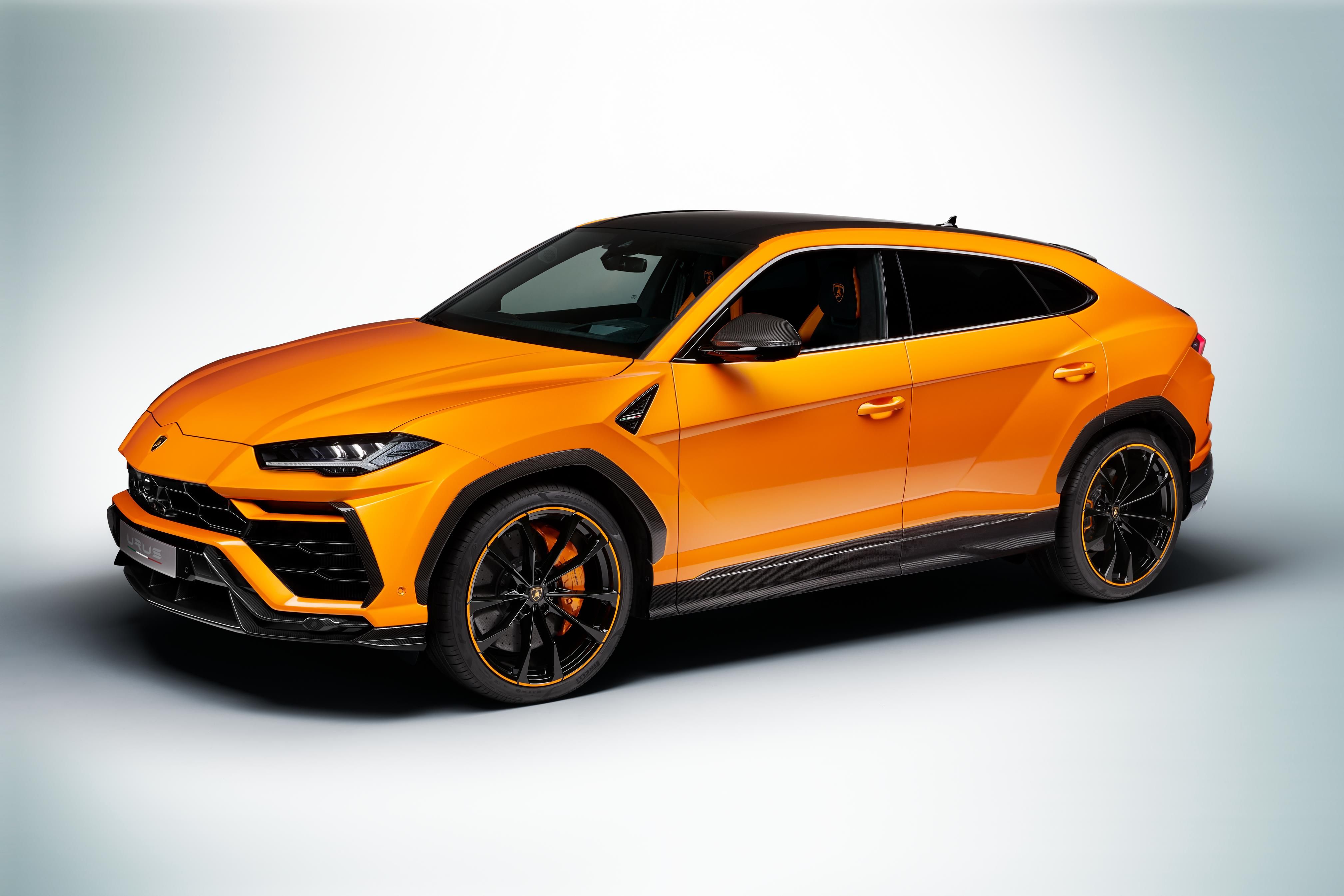 2021 Urus by Lamborghini