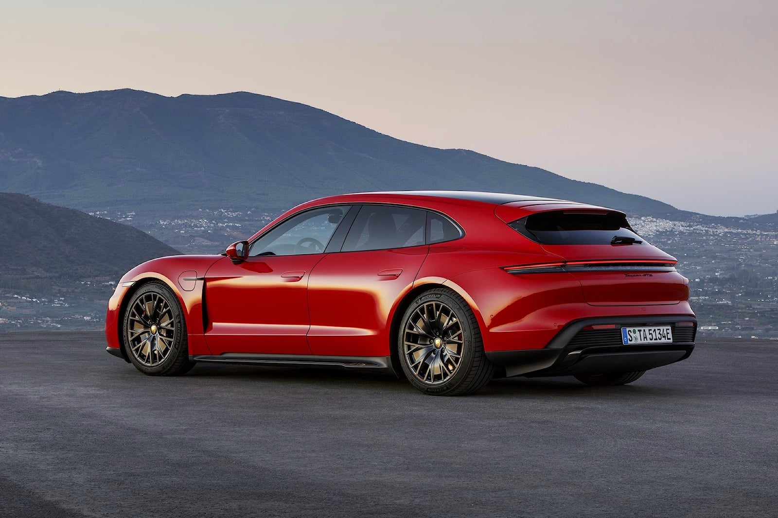 2024 Sport Turismo by Porche