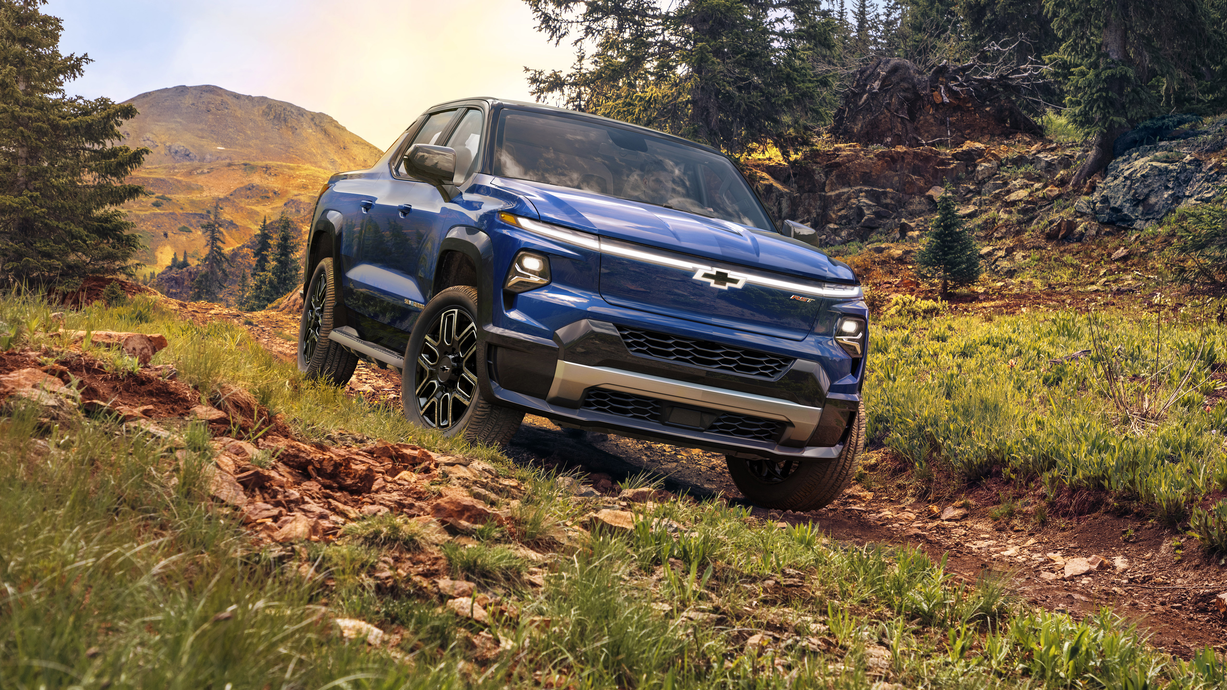 Taking a Look at the Pros and Cons of the EV Silverado by Chevrolet